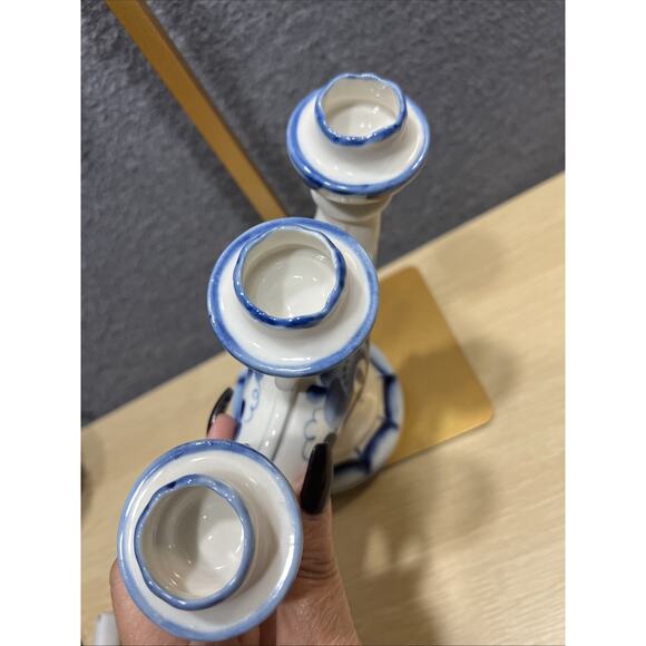 Vintage GZHEL Russian Candelabra Candle Holder White & Blue Porcelain Marked 8” - Picture 3 of 8